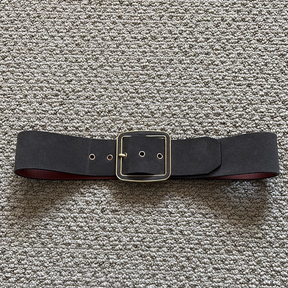 Club Monaco Women’s Gray Suede Belt with Gold Buckle - Small